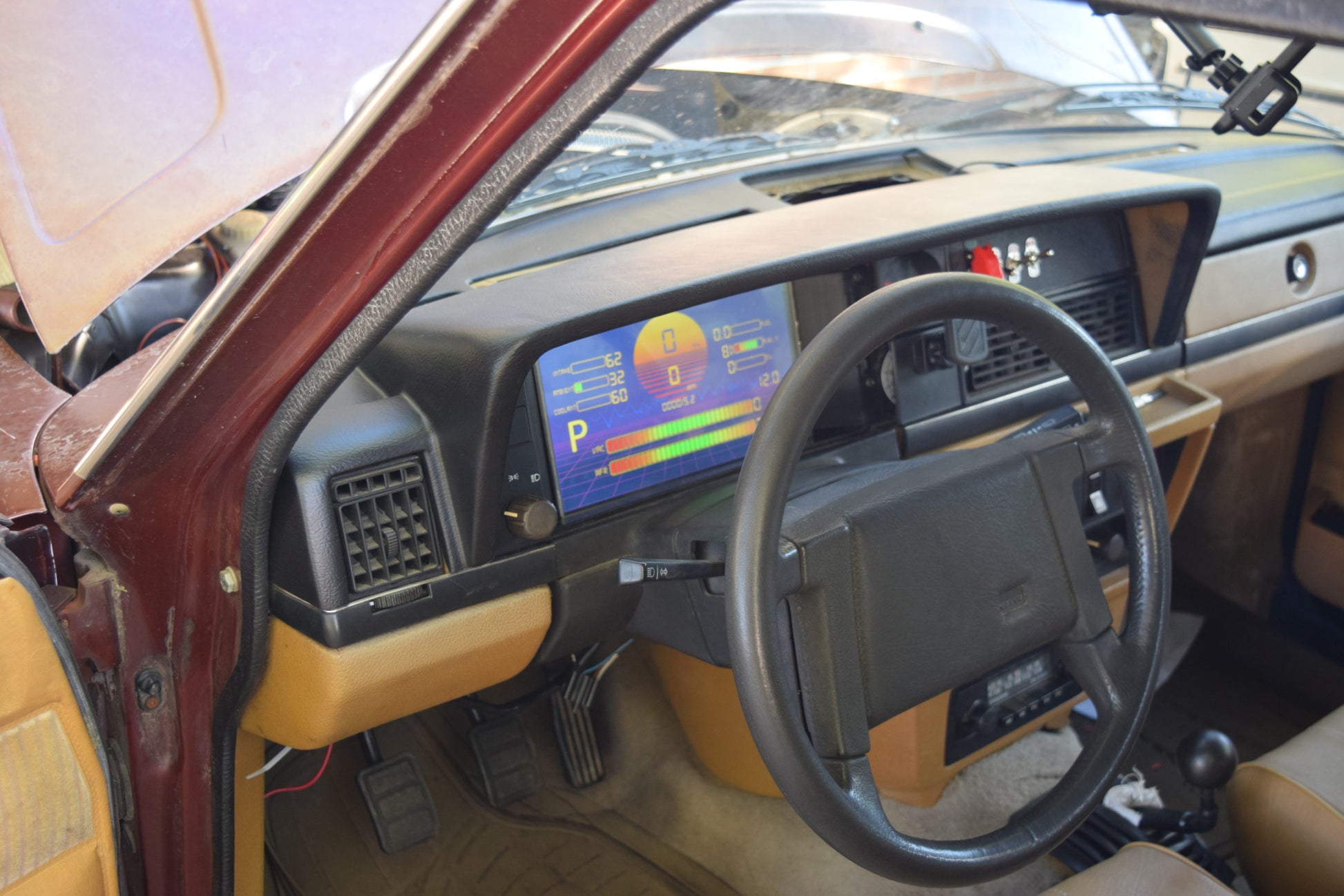 Volvo 240 (1981-1993) Digital Dash Kit